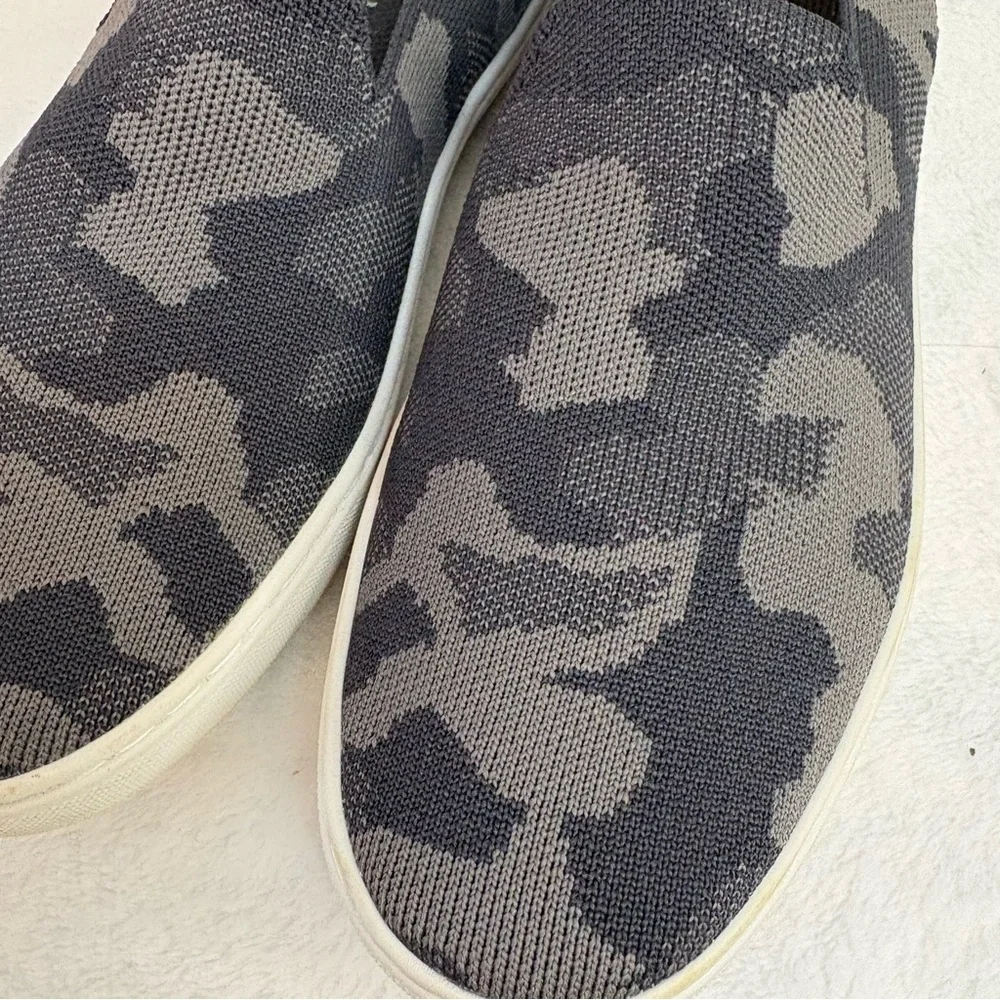 Rothy's The Original Slip On Sneakers in Gray Camo Print Size 8.5